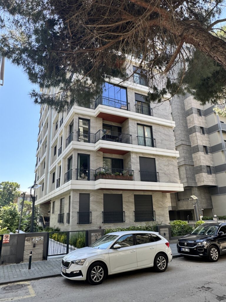 Yüceses Apartmanı